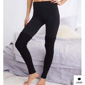 Aerie leg warmer leggings in black
